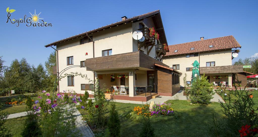 Sîmbăta de Sus Pensiunea Royal Garden酒店 外观 照片